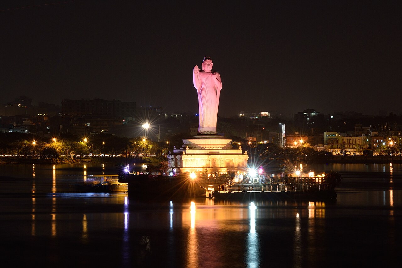 Hussain Sagar Buddha Statue
