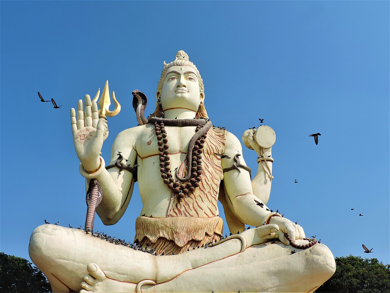 Lord Shiva uniting heaven & hell