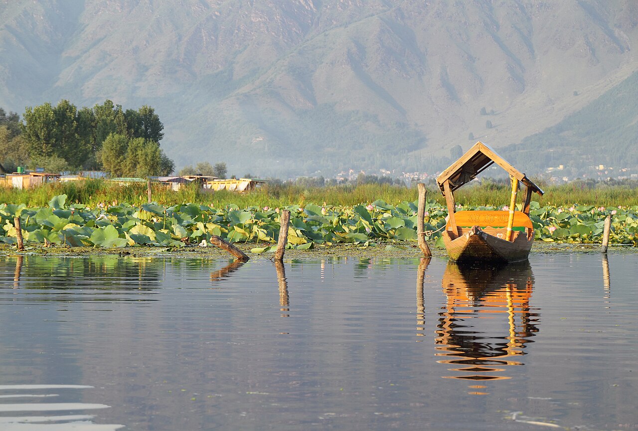 Kashmir Valley Escape