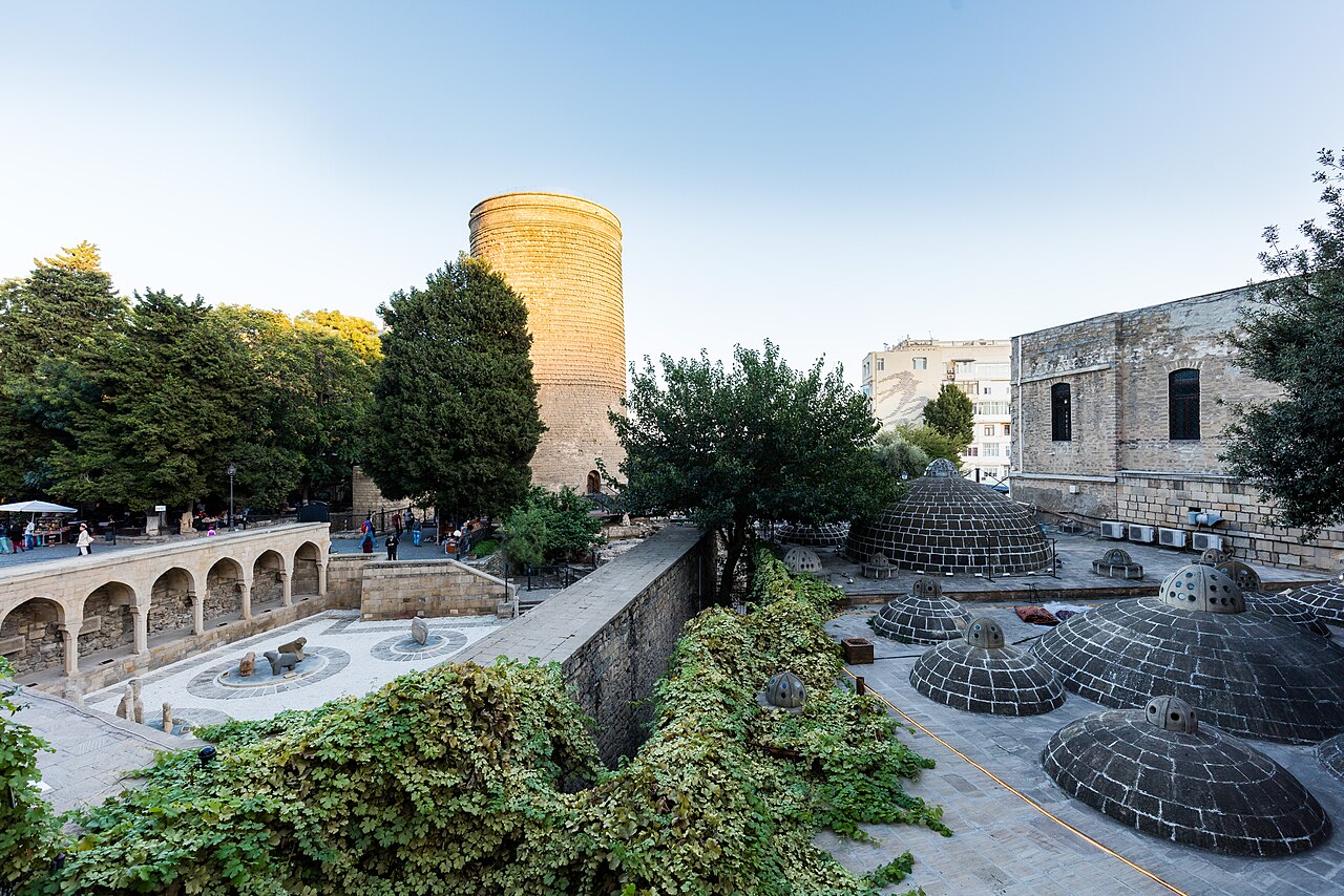 Baku, Azerbaiyán, 2016-09-26, DD 211