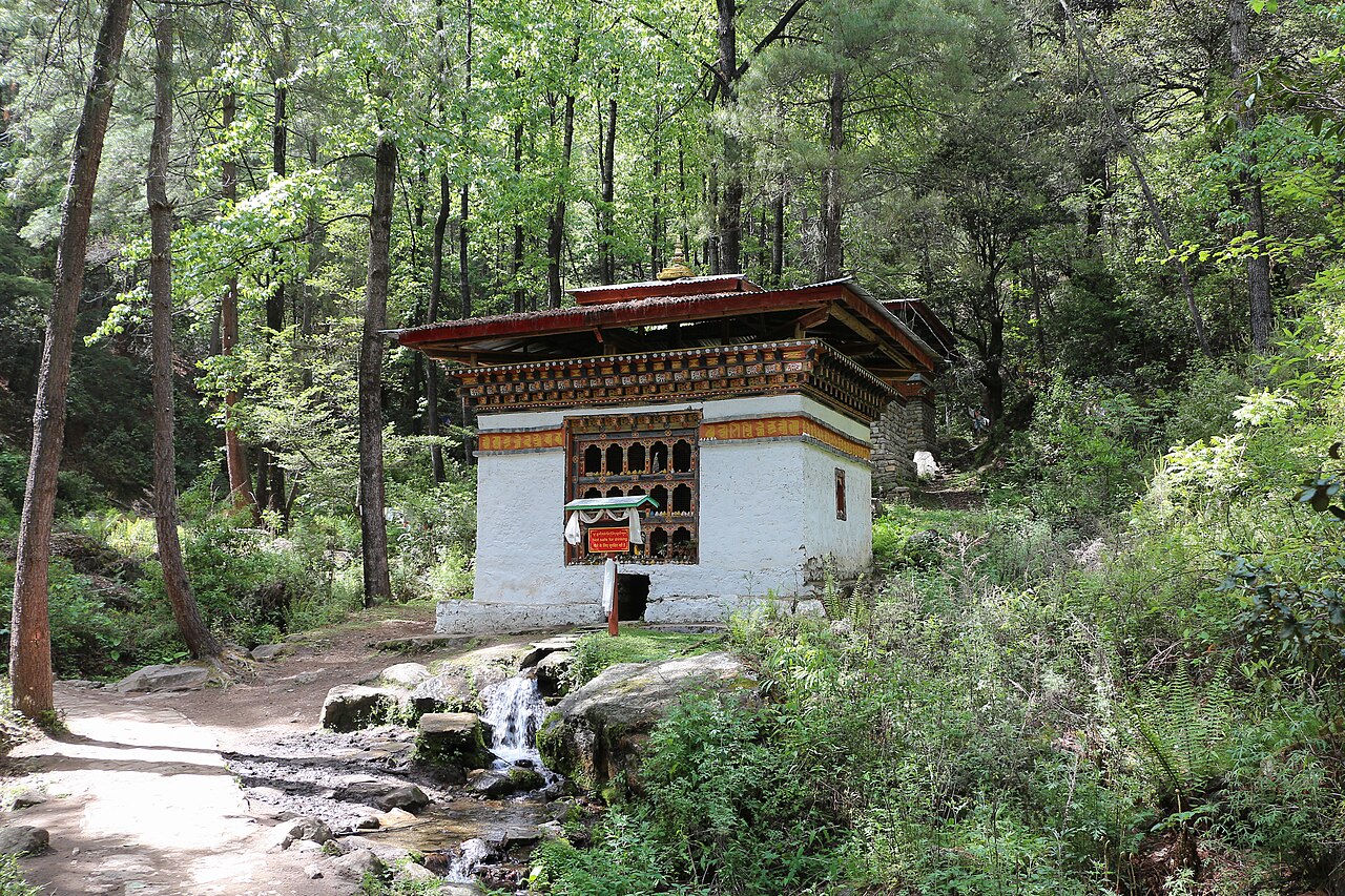 Paro Taktsang trail 08